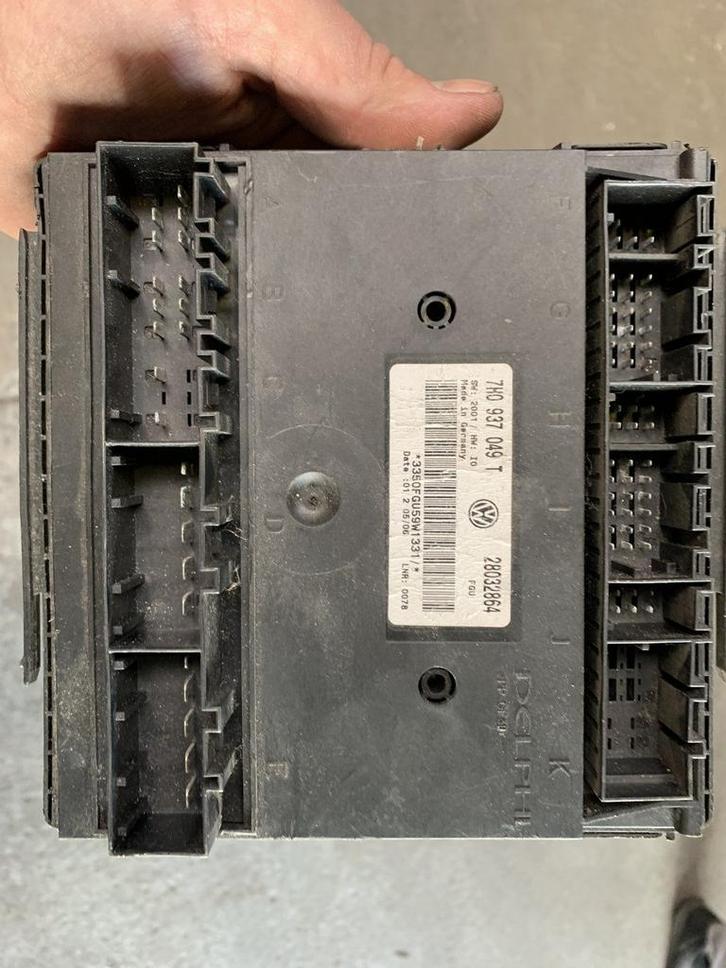 Volkswagen T5 comfort module, Auto-onderdelen, Elektronica en Kabels, Volkswagen, Gebruikt, Ophalen of Verzenden