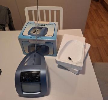 Nieuw Old Stock schattig mini tvtje uit jaren 90 beschikbaar voor biedingen