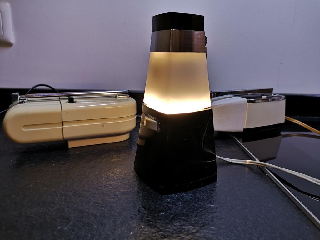 Tada Tiko Taki Iris Light TL84 Tafellamp Jaren 60, Gebruikt, Vintage, Ophalen of Verzenden, Minder dan 100 cm