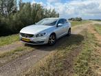 Volvo V60 D6 Twin Engine 288pk Automaat, Auto's, Automaat, 1800 kg, Zwart, Vierwielaandrijving