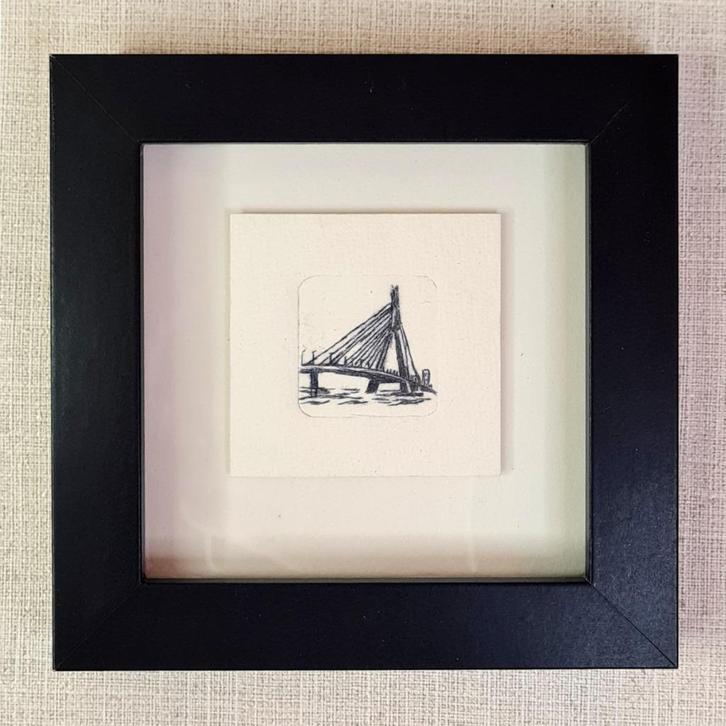 Etsje van Erasmusbrug, Rotterdam met 3D lijstje 10x10 cm, Huis en Inrichting, Woonaccessoires | Schilderijen, Tekeningen en Foto's