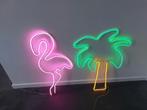 Neon Flamingo & Palmboom Decoratie, Kunststof, Ophalen of Verzenden, Zo goed als nieuw, 75 cm of meer