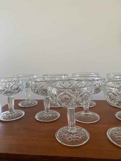 Vintage IJscoupes Glas - Set van 12 stuks, Antiek en Kunst, Antiek | Glas en Kristal, Ophalen