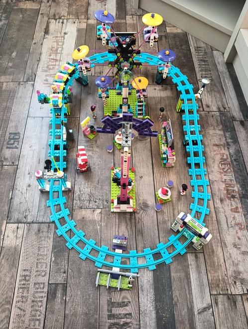 Te koop: LEGO Friends Pretpark Achtbaan (41130) 100% Complee, Kinderen en Baby's, Speelgoed | Duplo en Lego, Zo goed als nieuw