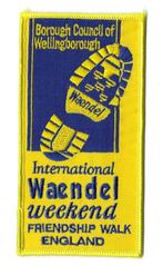 2x Badge Wellingborough IML wandeltocht, Verzamelen, Ophalen of Verzenden, Overige soorten, Engeland, Embleem of Badge