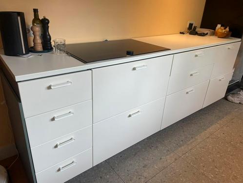 Ikea Keukenfronten VALLSTENA en handgrepen GUBBARP, Huis en Inrichting, Keuken | Keukenelementen, Zo goed als nieuw, Minder dan 100 cm