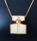 Fidji Guy Laroche Paris. Parfum hanger/pendant met ketting., Ophalen of Verzenden, Zo goed als nieuw, Overige typen