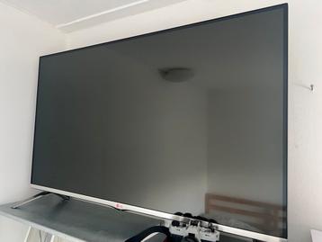 Lg 42LB670V tv beschikbaar voor biedingen