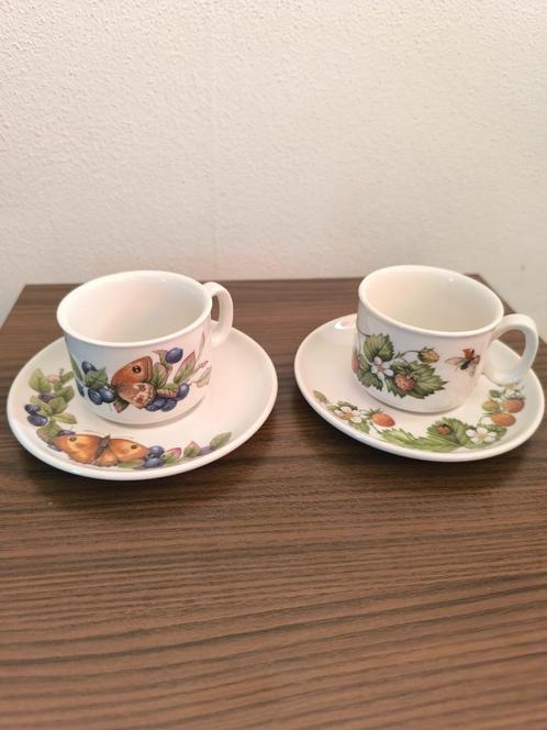 Meakin, Marjolein Bastin porselein, Libelle, Antiek en Kunst, Antiek | Servies los, Ophalen of Verzenden