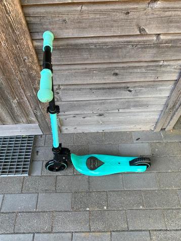 Step Bandits and Angels mint kleur in goede staat beschikbaar voor biedingen