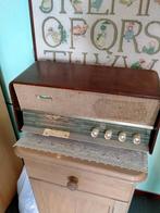 Jaren 60 Philips radio, Ophalen