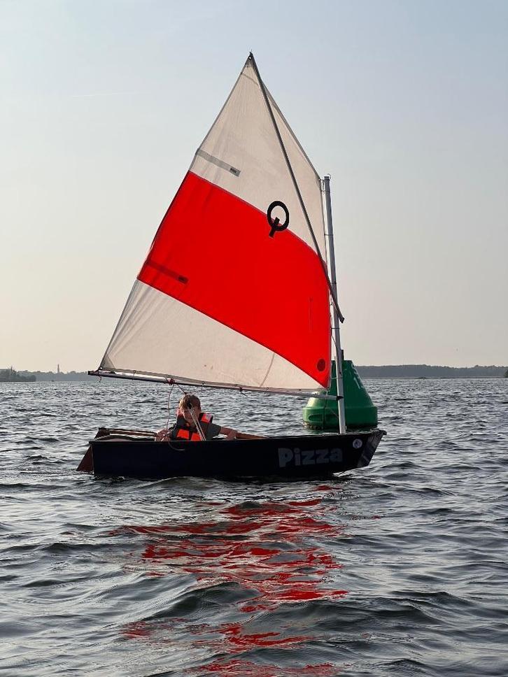 Optimist (zeilboot), Watersport en Boten, Zeilen en Zeiltoebehoren, Gebruikt, Overige typen, Minder dan 15 m², Minder dan 3 meter