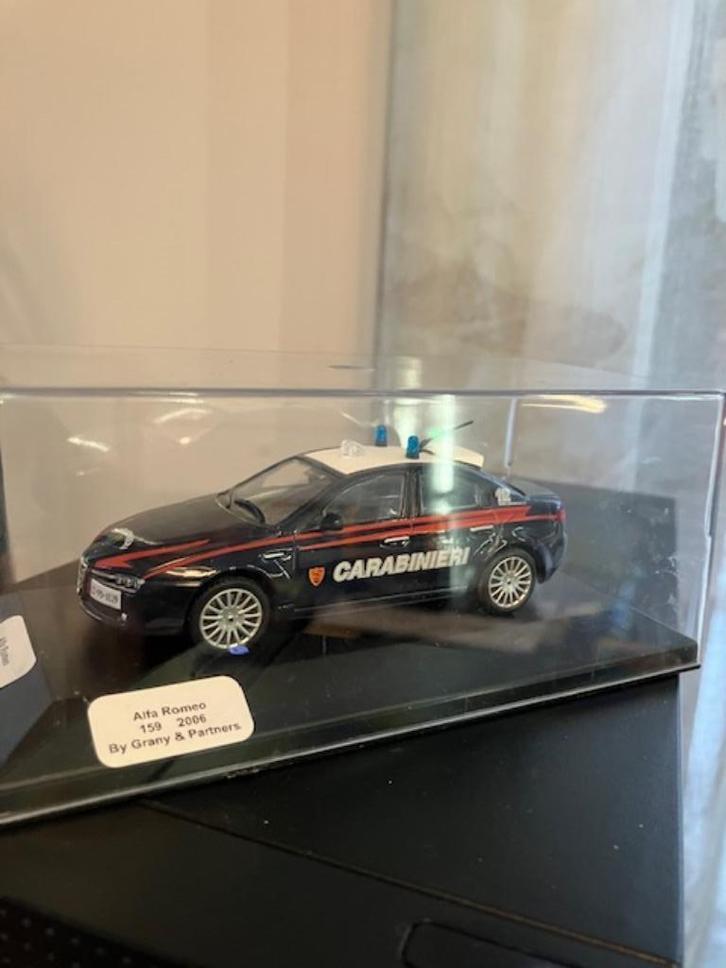 Alfa Romeo 159  2006 Carabinieri     1:43, Hobby en Vrije tijd, Modelauto's | 1:43, Auto, Overige merken, Ophalen of Verzenden
