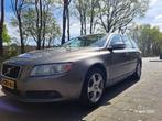 Volvo V70 2.5 T AUT 2008 Champagne, 1800 kg, Beige, 1573 kg, 2521 cc