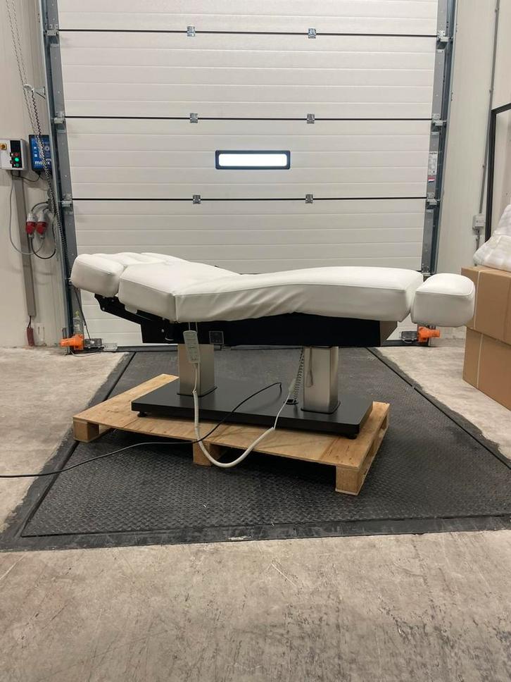 Bellezi Velvet EVO PRO PD White-black base, Huis en Inrichting, Stoelen, Zo goed als nieuw, Eén, Kunststof, Wit, Ophalen