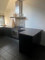 Grote complete keuken met Granieten Blad & Apparatuur, Huis en Inrichting, Keuken | Complete keukens, Ophalen, Gebruikt, Zwart