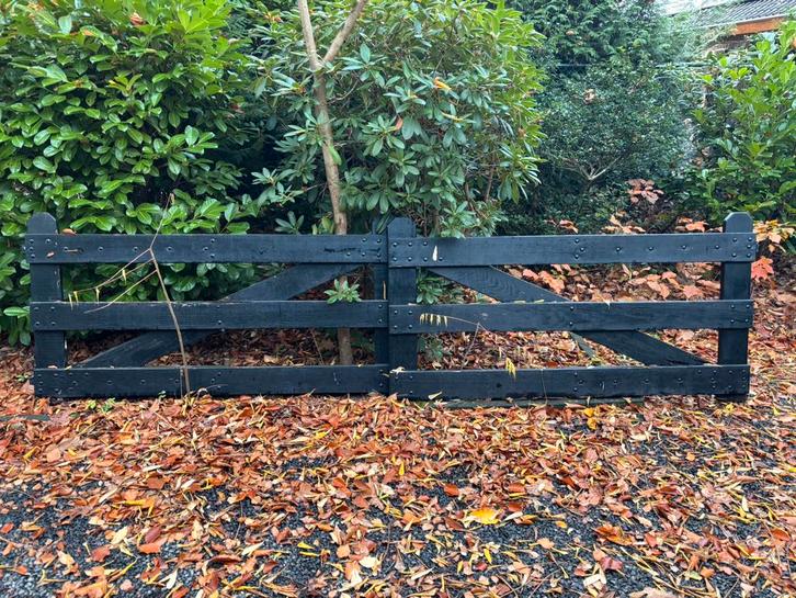 2 gebruikte Eiken poort delen 192x100 (400cm incl scharnier), Tuin en Terras, Tuinpoorten, Gebruikt, Draaipoort, Hout, 100 tot 150 cm