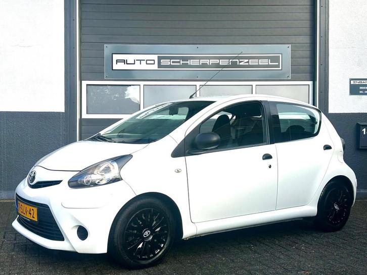 Toyota Aygo 1.0 VVT-i Now I AIRCO I UNIEK NETJES! Nl auto, Auto's, Toyota, Bedrijf, Te koop, Aygo, ABS, Airbags, Airconditioning