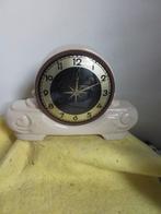 9474) mooie oude keramische schouwklok  29cm breed, Antiek en Kunst, Antiek | Klokken, Ophalen of Verzenden