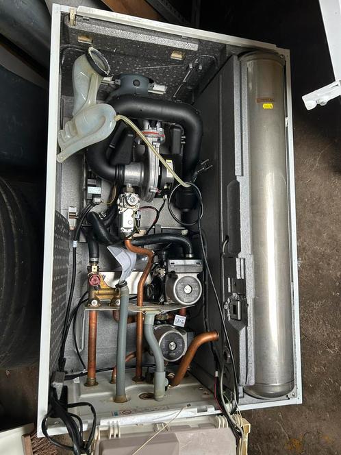 Oud ijzer cv ketels Remeha en Intergas, Doe-het-zelf en Verbouw, Metalen, Gebruikt, IJzer, Ophalen
