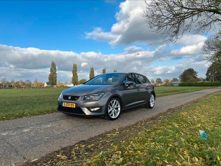 Seat Leon 1.4 TSI ACT 110KW 2015 Grijs, Auto's, Seat, Particulier, Leon, ABS, Airbags, Airconditioning, Android Auto, Apple Carplay