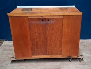 Houten werkbank met opbergruimte 90 x 122 x 63 cm   beschikbaar voor biedingen