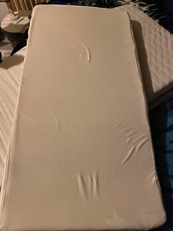 Kindermatras 60x120 beschikbaar voor biedingen