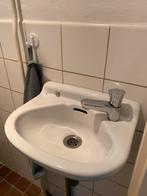 Kleine wastafel met Grohe kraan, Ophalen, Zo goed als nieuw, Wastafel