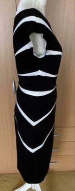 Escada jurk maat 36/S [v], Zwart, Ophalen of Verzenden, Zo goed als nieuw, Knielengte