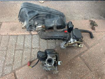 Vespa LX50 4T carburateur en luchtfilter + extra carburateur beschikbaar voor biedingen
