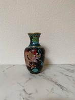 Oosterse vaas met drakenmotief, Zwart, Aardewerk of Porselein, Ophalen of Verzenden, Zo goed als nieuw