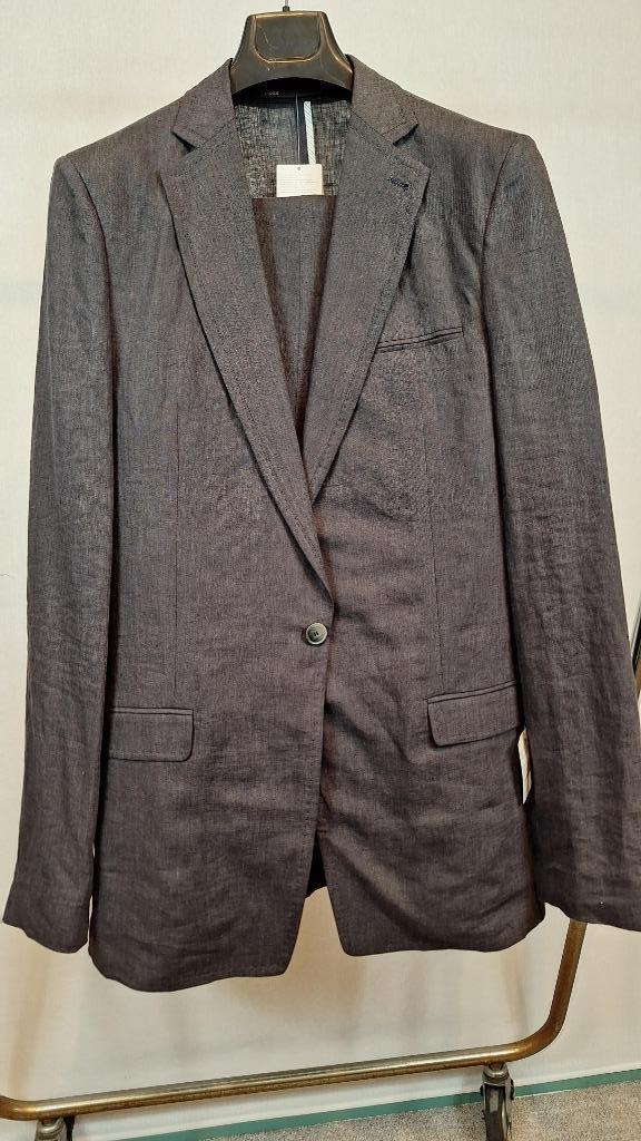 Mooi nieuw linnen kostuum lengtemaat 49 (108), Kleding | Heren, Kostuums en Colberts, Nieuw, Overige maten, Grijs, Ophalen of Verzenden