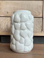 Hartjes Vaas Wit/Beige - Romantische Sfeer, Huis en Inrichting, Woonaccessoires | Vazen, Ophalen, Wit, Aardewerk of Porselein