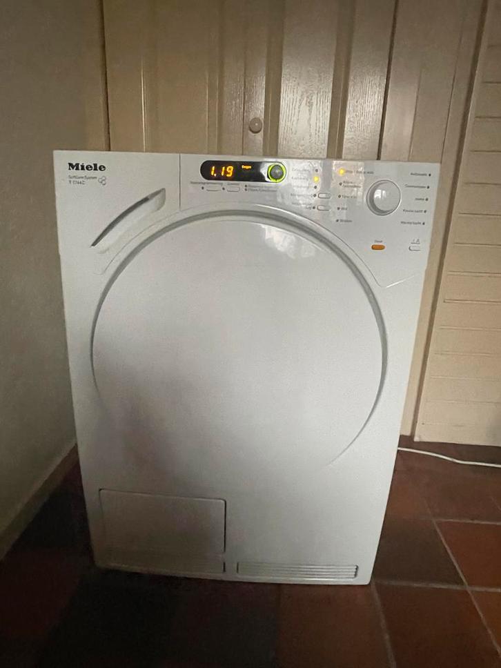 Miele Condensdroger T7744C - 6kg - Zeer Goed!, Witgoed en Apparatuur, Wasdrogers, Zo goed als nieuw, Condens, Voorlader, 4 tot 6 kg