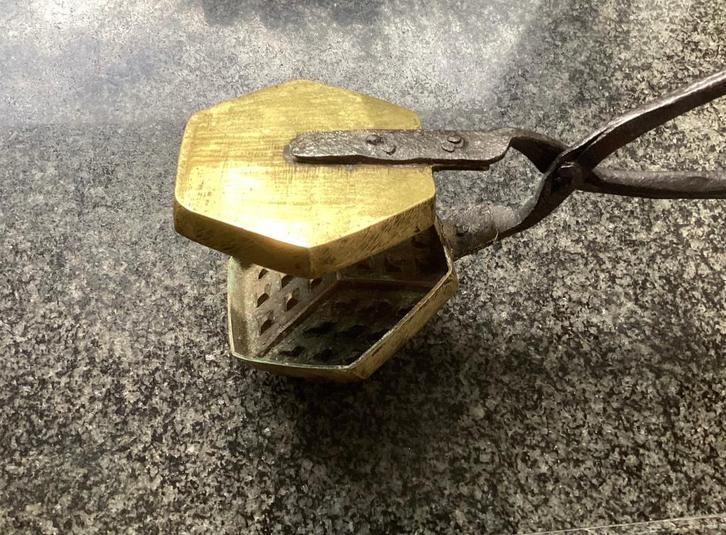 Oud wafelijzer: begin 19e eeuw, Antiek en Kunst, Antiek | Keukenbenodigdheden, Ophalen of Verzenden