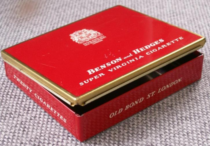 Vintage Benson and Hedges blik Super Virginia cigarette, Verzamelen, Blikken, Zo goed als nieuw, Overige, Ophalen of Verzenden