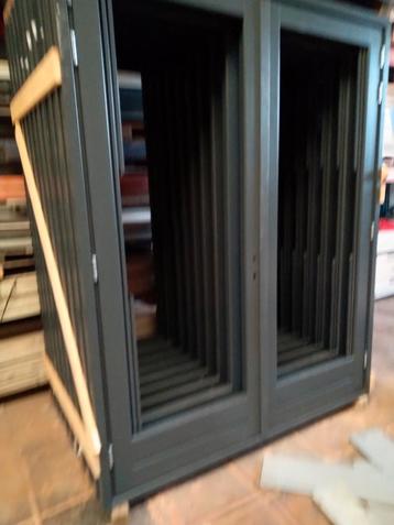 Hardhout kozijn met dubbele tuindeuren deuren 