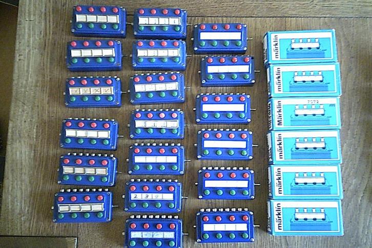 Marklin HO Schakelkastjes nr. 7072  7210  7211 7170  (ovp), Hobby en Vrije tijd, Modeltreinen | H0, Gebruikt, Transformator of Voeding