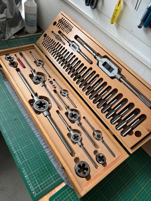 Gertus Tap en Snij set 62 delig, Doe-het-zelf en Verbouw, Gereedschap | Handgereedschap, Gebruikt, Ophalen of Verzenden