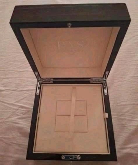 Houten luxe   sieradendoos, Gebruikt, Zwart, Ophalen of Verzenden, Met slot