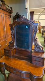 Mahonue kaptafel, Ophalen