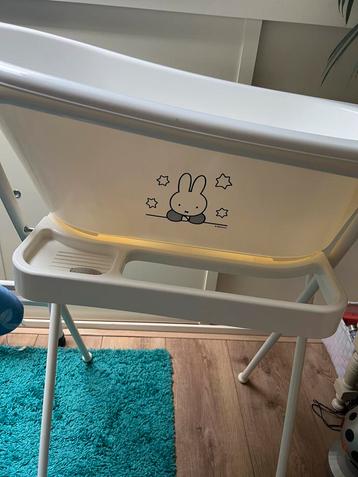 Nijntje Babybadje met Standaard beschikbaar voor biedingen