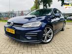 Volkswagen GOLF 1.0 TSI Highline R-Line Virtueel Cruise Navi, Gebruikt, Euro 6, 1165 kg, Blauw