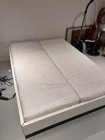 Bed gratis ophalen, Huis en Inrichting, Slaapkamer | Bedden, Ophalen, Wit, Tweepersoons, 140 cm