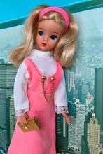 Mooi vintage jurkje met avondtasje voor Sindy Fleur Barbie, Ophalen of Verzenden, Gebruikt, Kleertjes