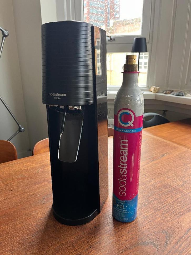 Sodastream Terra inc Quick Connect CO2 cylinder, Witgoed en Apparatuur, Bruiswatermachines, Gebruikt, Ophalen of Verzenden