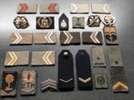Nederland  -  militaria  divers /  partij  in 1 koop., Verzamelen, Ophalen of Verzenden, Landmacht, Nederland, Embleem of Badge