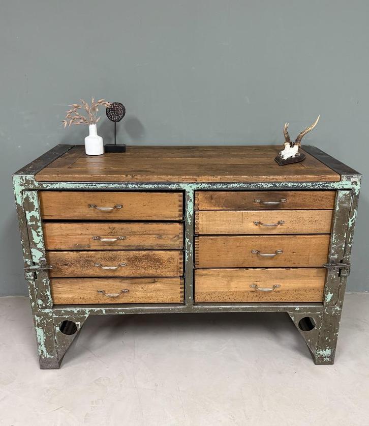 Dressoir, Werkbank, Ladekast, Oude werkbank, Opberger, Antiek en Kunst, Curiosa en Brocante, Ophalen of Verzenden