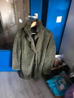 Lange warme groene teddy jas, Kleding | Dames, Jassen | Winter, Maat 38/40 (M), Ophalen of Verzenden, Gedragen, Groen