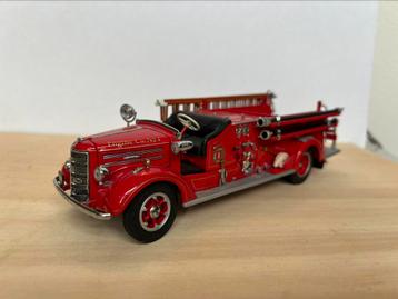 Franklin Mint - Mack Brandweerwagen uit 1948 . beschikbaar voor biedingen